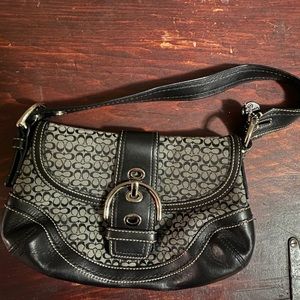 Coach Bags - Small coach purse Coach Bags - Small coach purse
